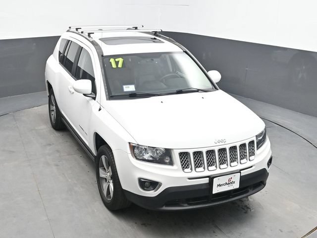 Used 2017 Jeep Compass High Altitude AWD/4WD image 21