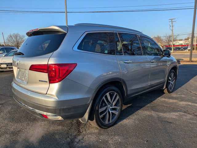 Used 2017 Honda Pilot Touring image 4