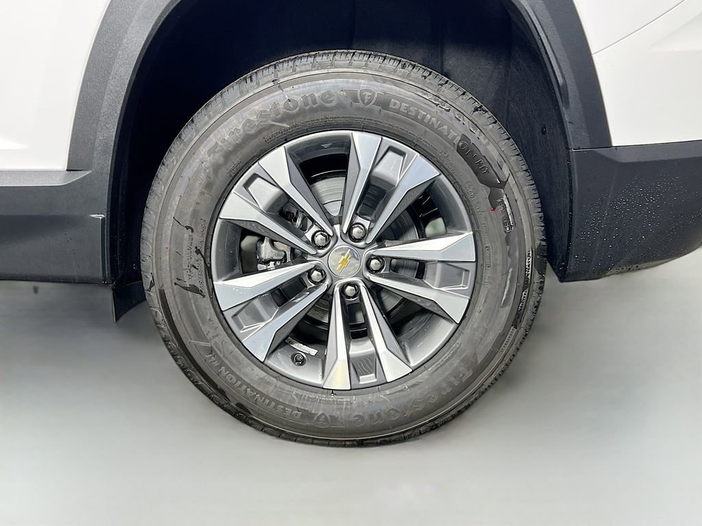 New 2026 Chevrolet Equinox LT FWD image 30