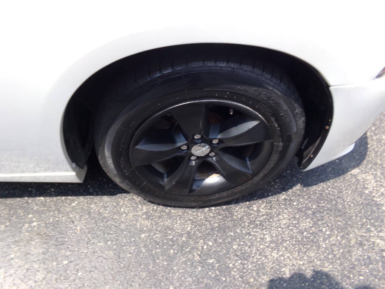 Used 2014 Dodge Charger SE RWD image 42