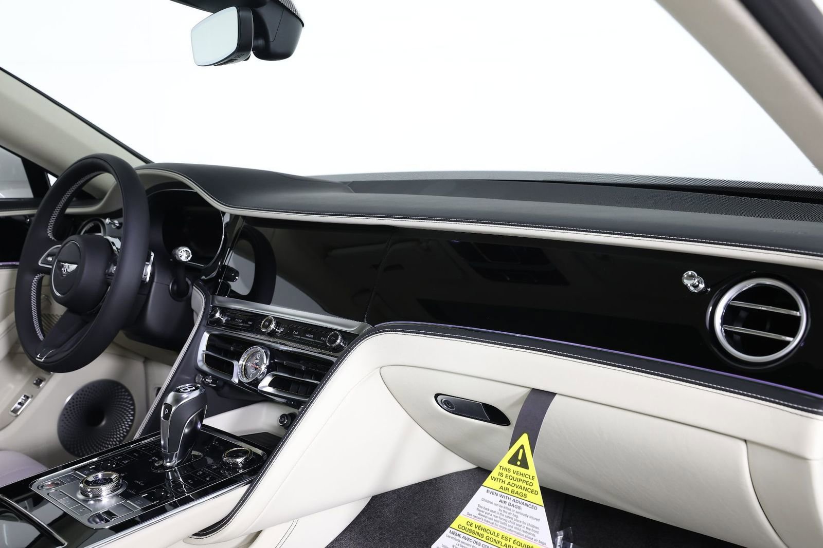 New 2025 Bentley Flying Spur Plug-In Hybrid image 27