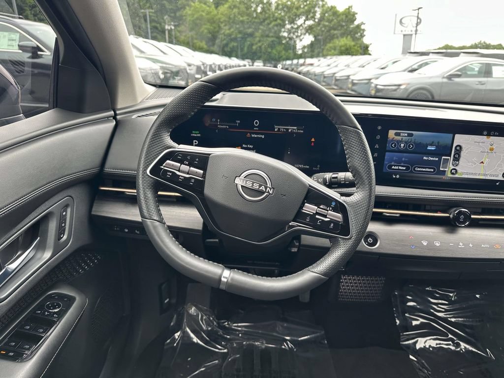 Used 2024 Nissan Ariya AWD image 12