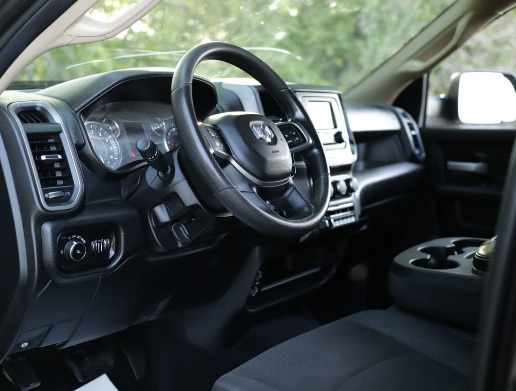Used 2019 RAM 2500 Tradesman AWD/4WD image 9