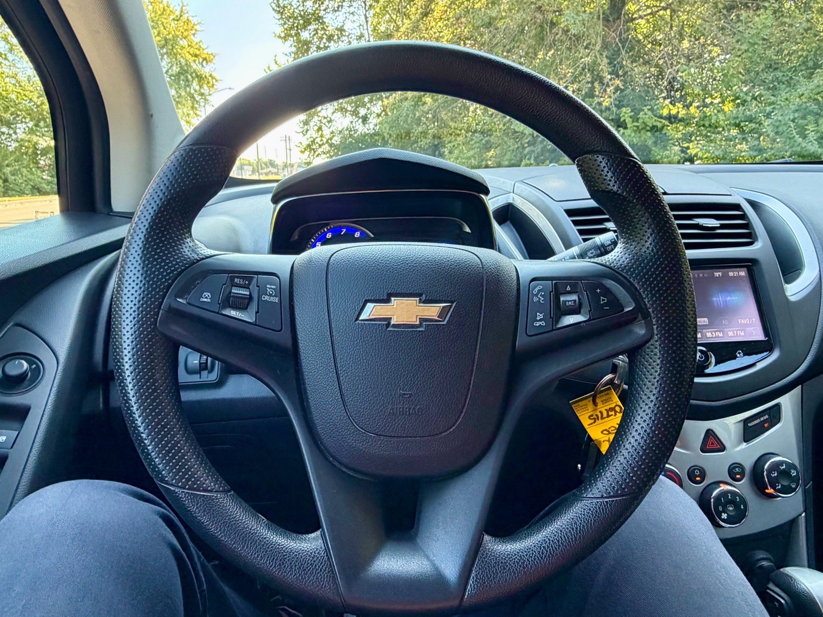 Used 2015 Chevrolet Trax LT w/ LPO, Cargo Package FWD image 20