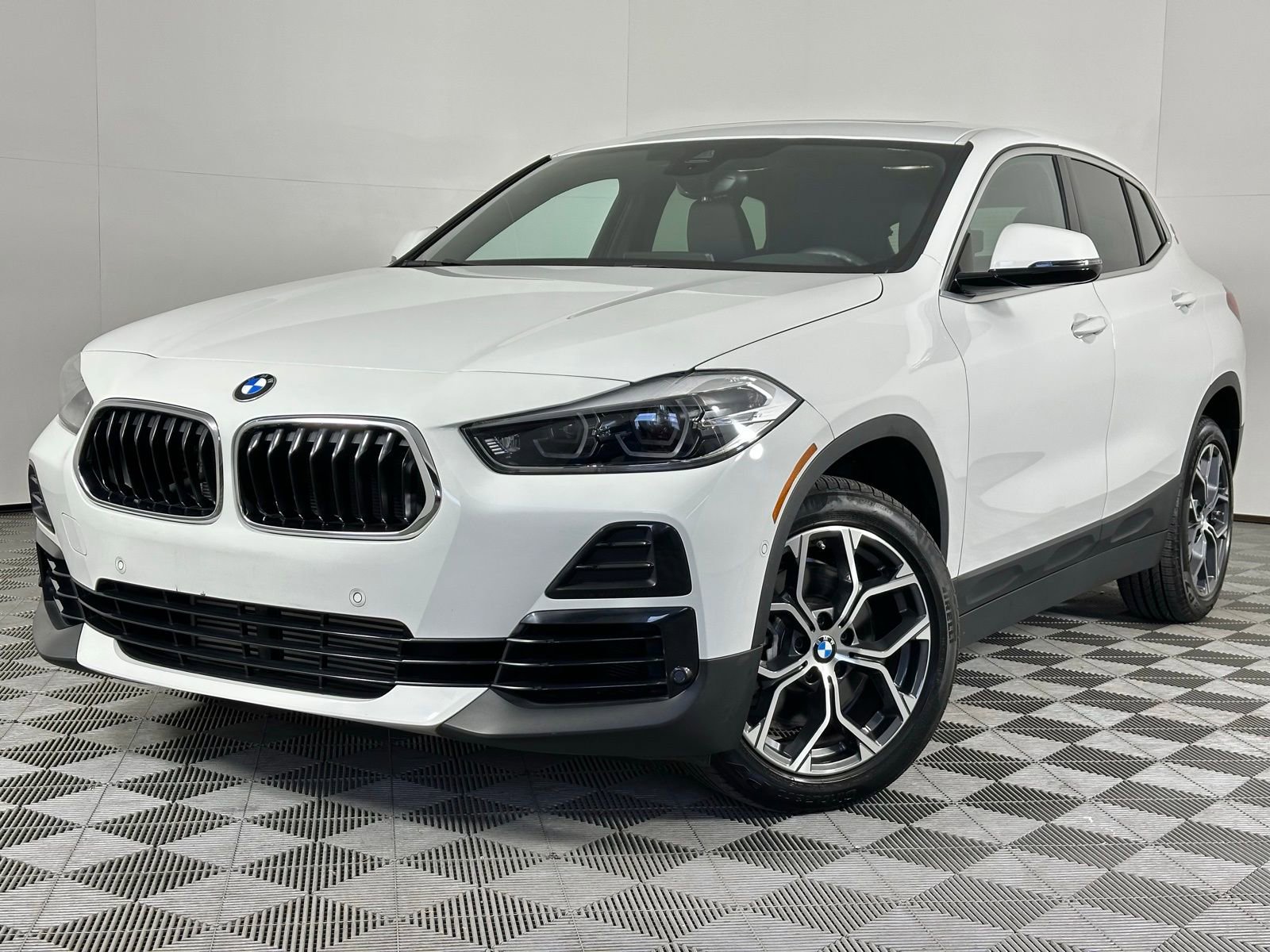 Used 2023 BMW X2 xDrive28i w/ Premium Package 2 image 37