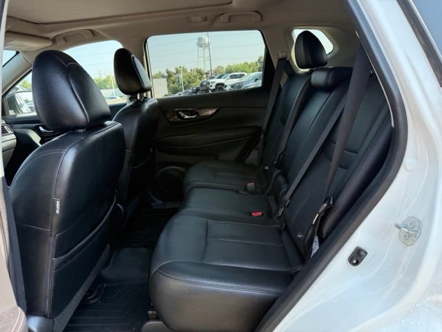 Used 2017 Nissan Rogue SL w/ SL Premium Package AWD/4WD image 15