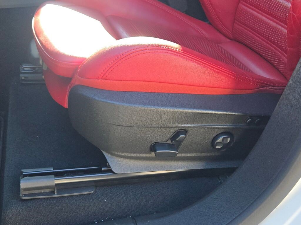 Used 2024 Alfa Romeo Stelvio Veloce image 24