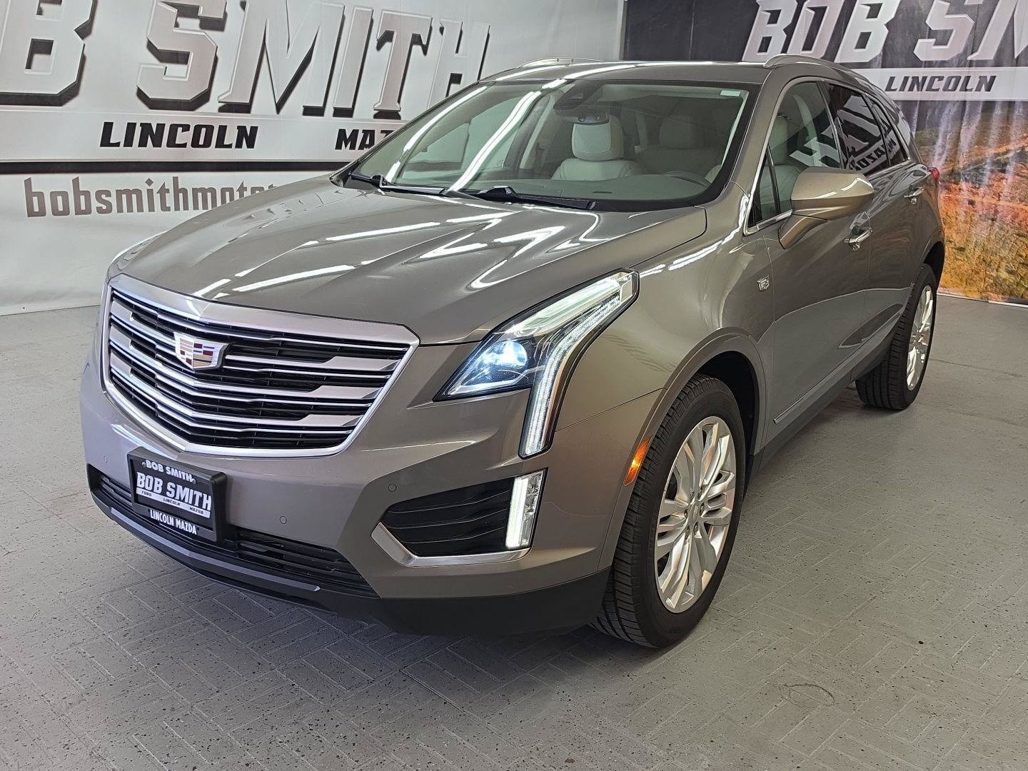 Used 2018 Cadillac XT5 Premium Luxury AWD/4WD image 18