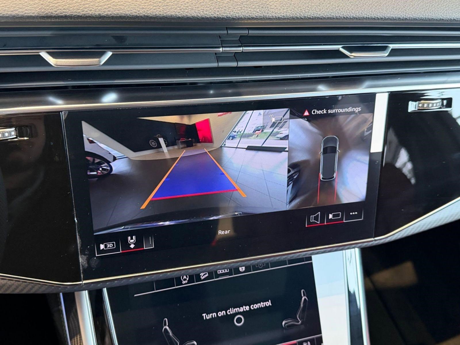 New 2026 Audi SQ7 Premium Plus image 25