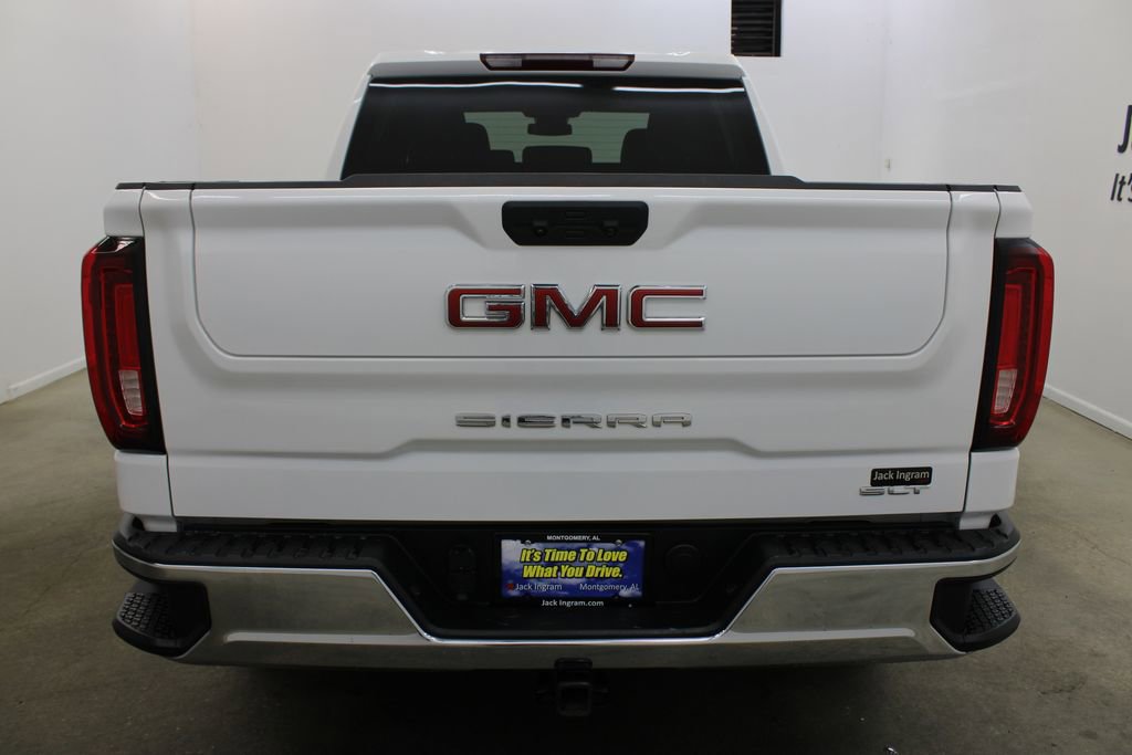 Used 2025 GMC Sierra 1500 SLT AWD/4WD image 4