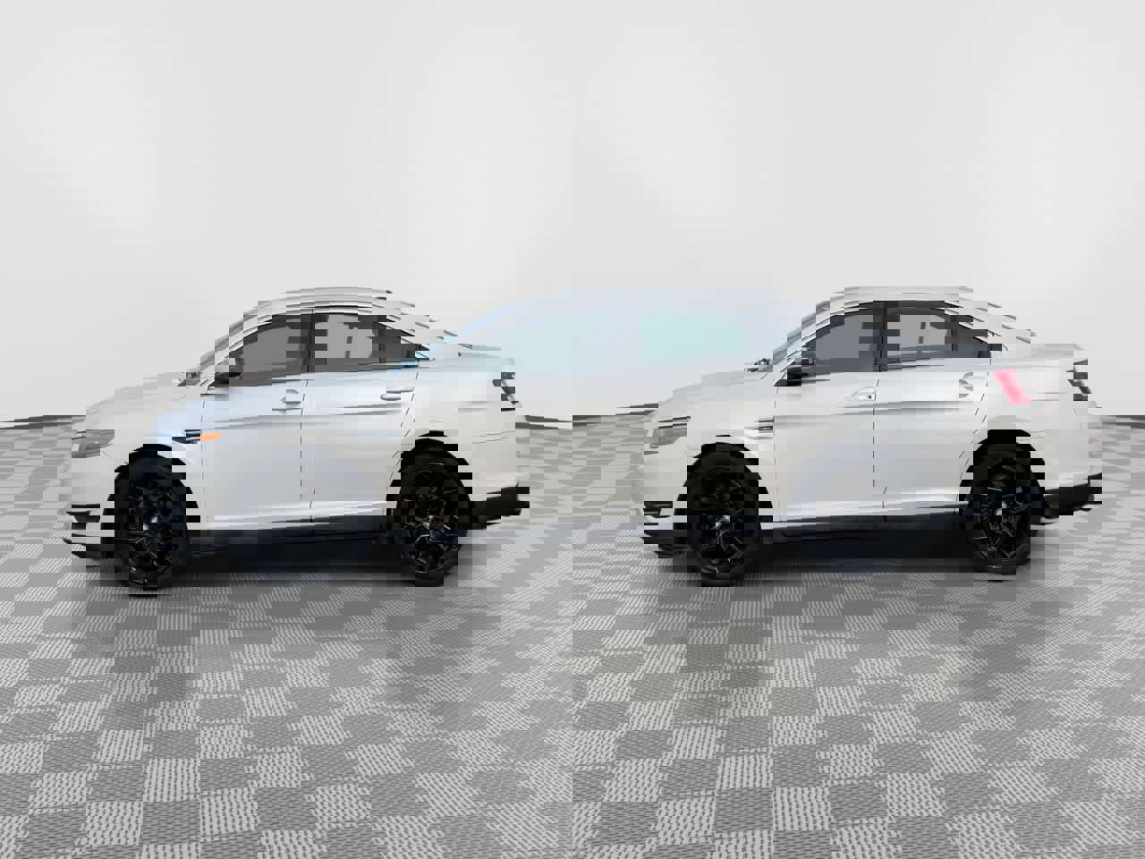 Used 2014 Ford Taurus SEL w/ Equipment Group 201A image 5