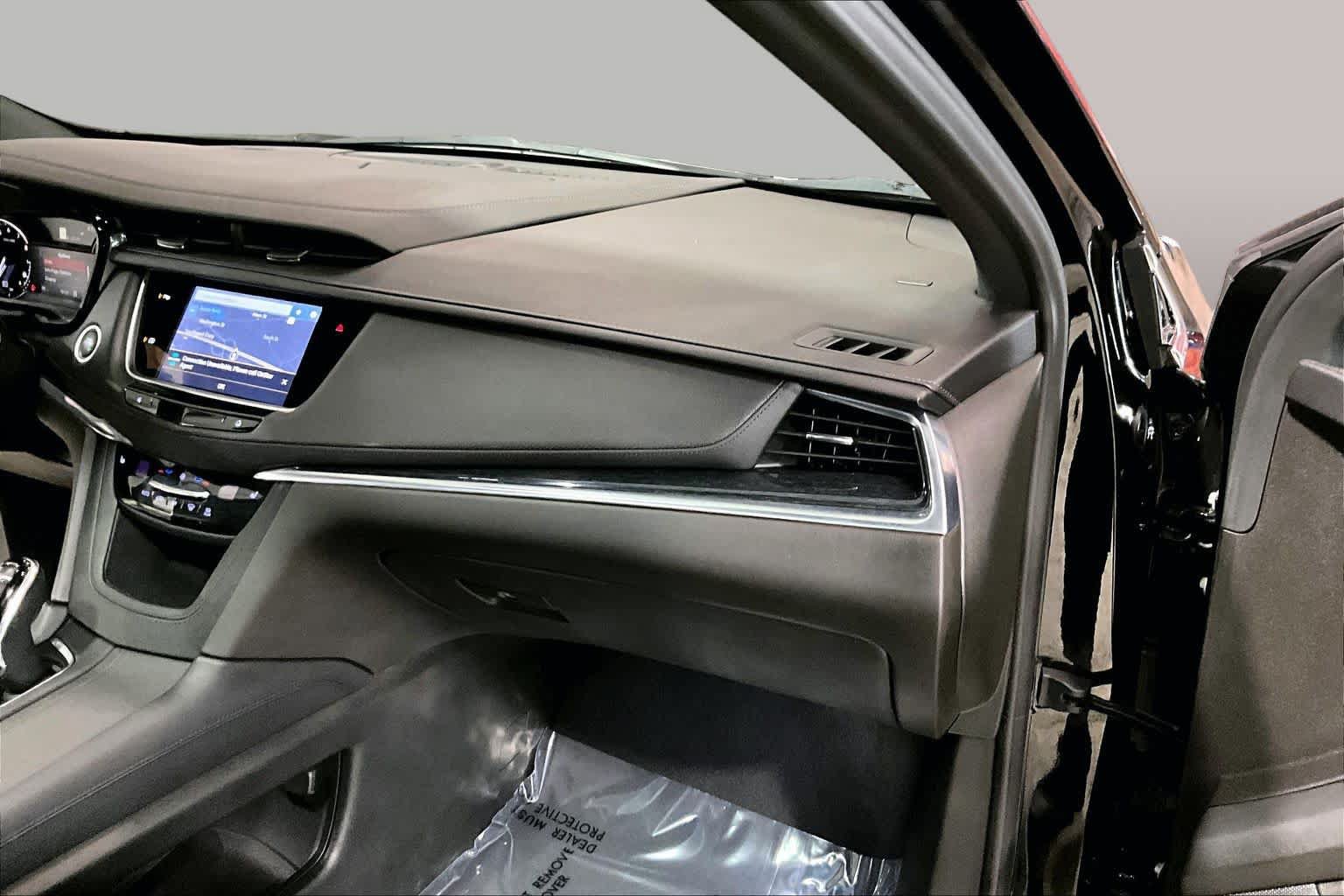Used 2025 Cadillac XT5 Premium Luxury AWD/4WD image 19