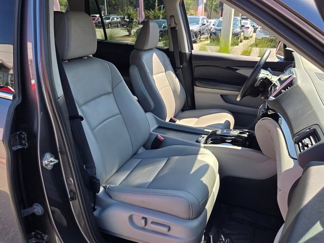 Used 2018 Honda Pilot Touring image 19