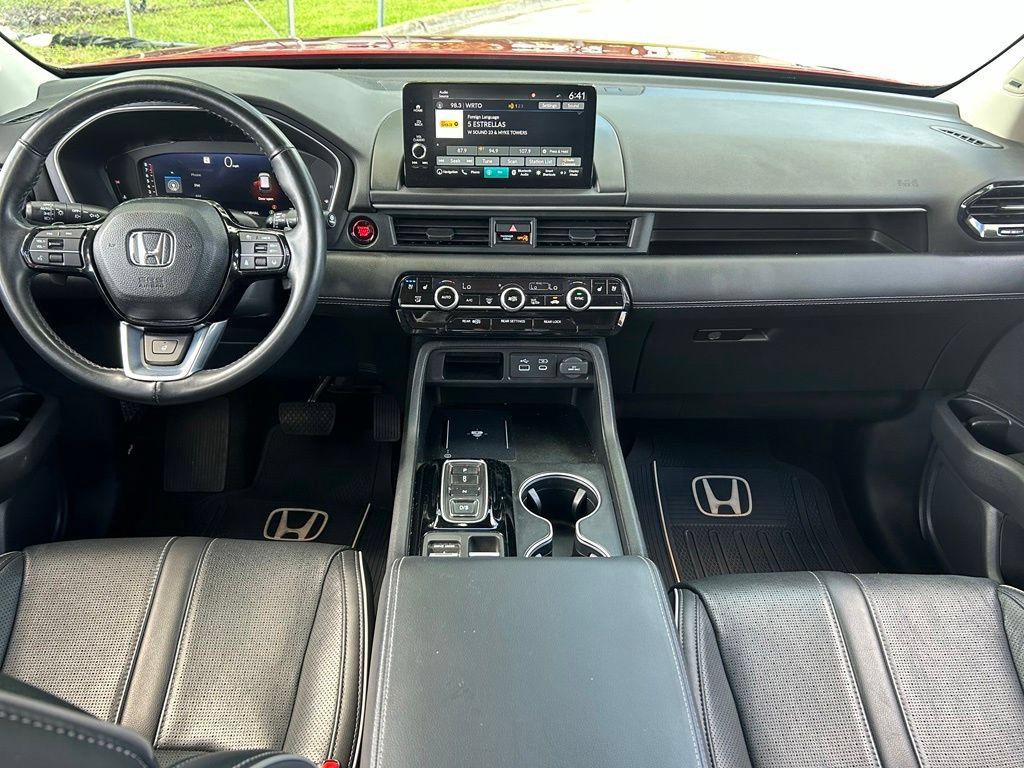 Used 2024 Honda Pilot Elite image 9