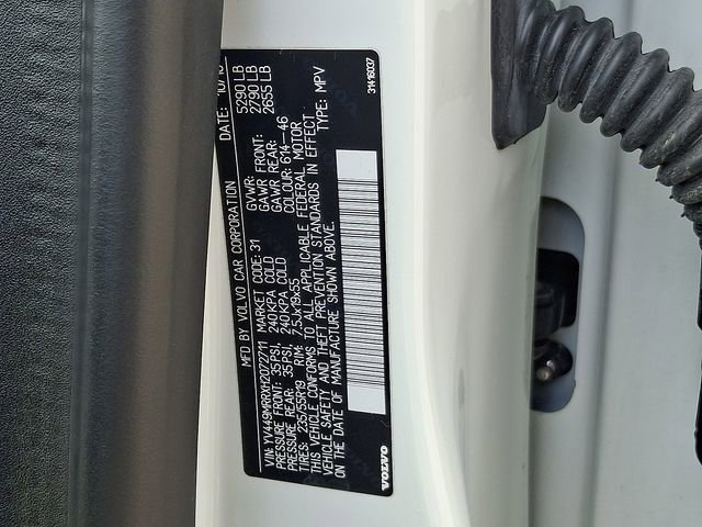 Used 2017 Volvo XC60 T6 Dynamic w/ Climate Package image 27