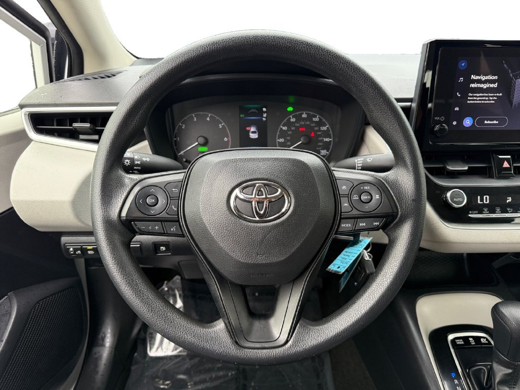 Used 2023 Toyota Corolla LE FWD image 12