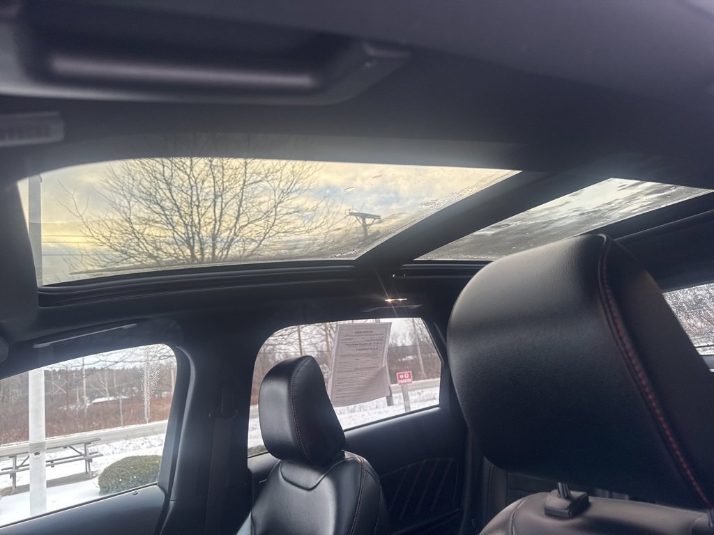 Used 2023 Ford Edge ST-Line w/ Class II Trailer Tow Package image 37