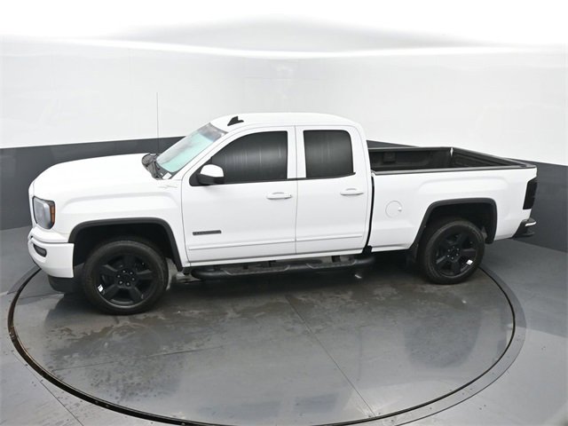 Used 2017 GMC Sierra 1500 SLE image 39