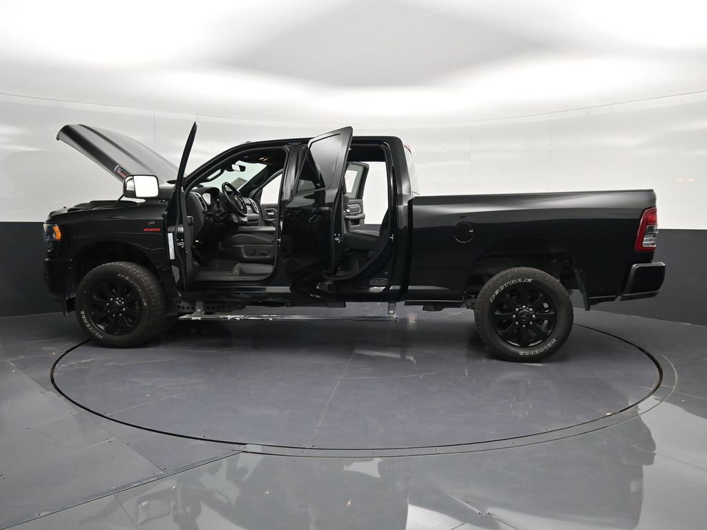 Used 2022 RAM 2500 Big Horn w/ Night Edition AWD/4WD image 45