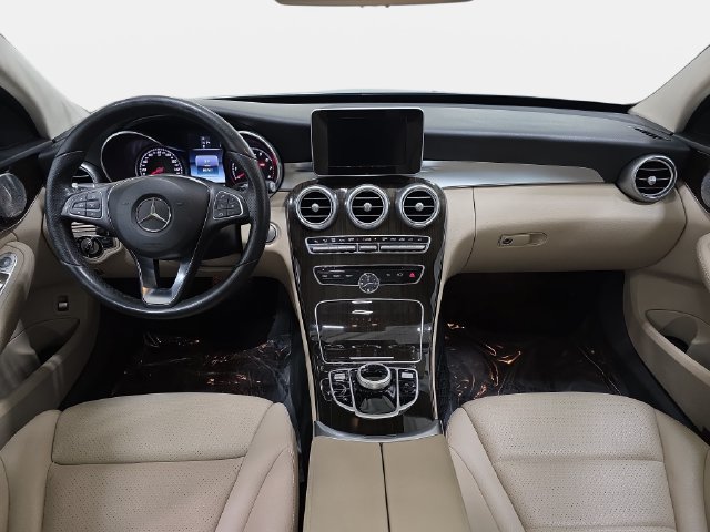 Used 2017 Mercedes-Benz C 300 4MATIC Sedan image 10