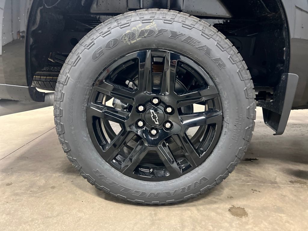 New 2026 Chevrolet Silverado 1500 RST w/ RST Select Package image 9