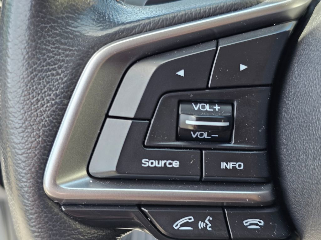 Used 2015 Toyota Camry SE w/ Moonroof Package FWD image 7