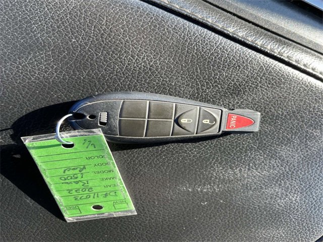 Used 2022 RAM 1500 Classic SLT image 32