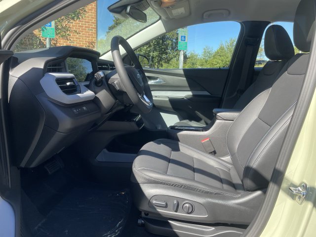 New 2027 Chevrolet Bolt LT w/ Comfort Package FWD image 12