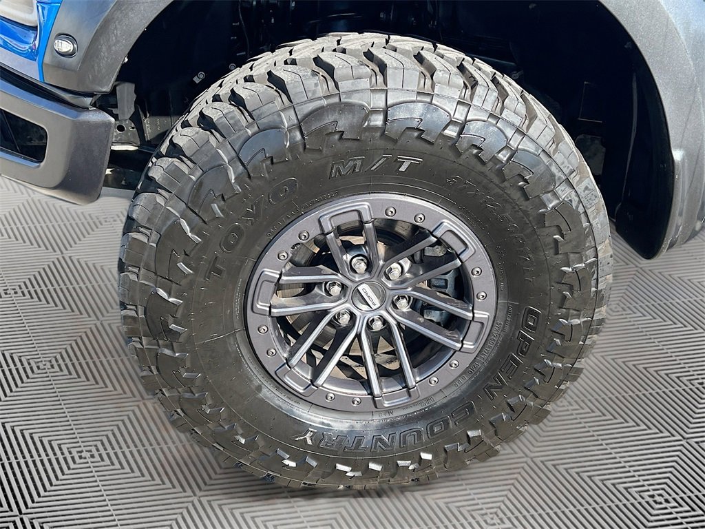 Used 2020 Ford F150 Raptor w/ Equipment Group 802A Luxury image 31