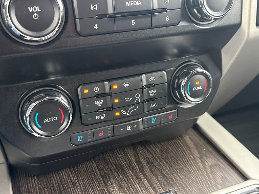 Used 2020 Ford F250 Lariat image 45