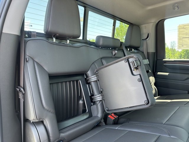 New 2025 GMC Sierra 2500 Denali w/ Denali Reserve Package image 13
