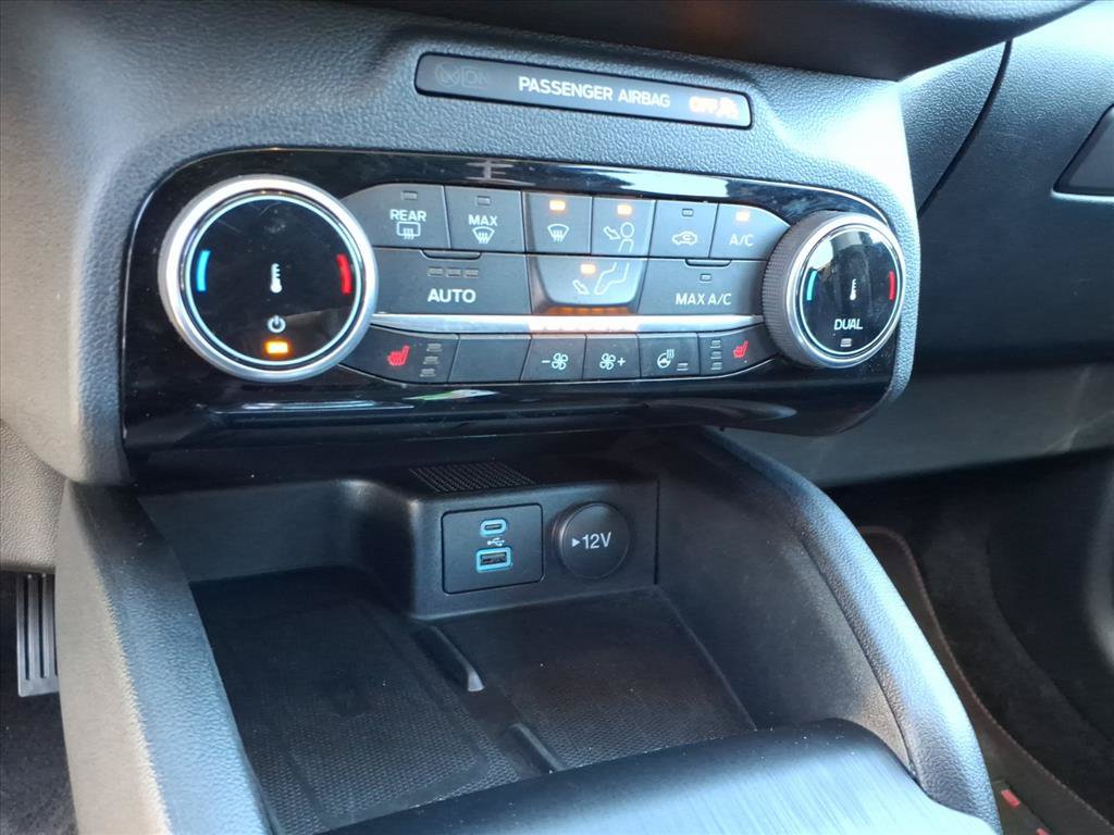 Used 2022 Ford Escape SEL w/ SEL Stealth AWD Package image 19