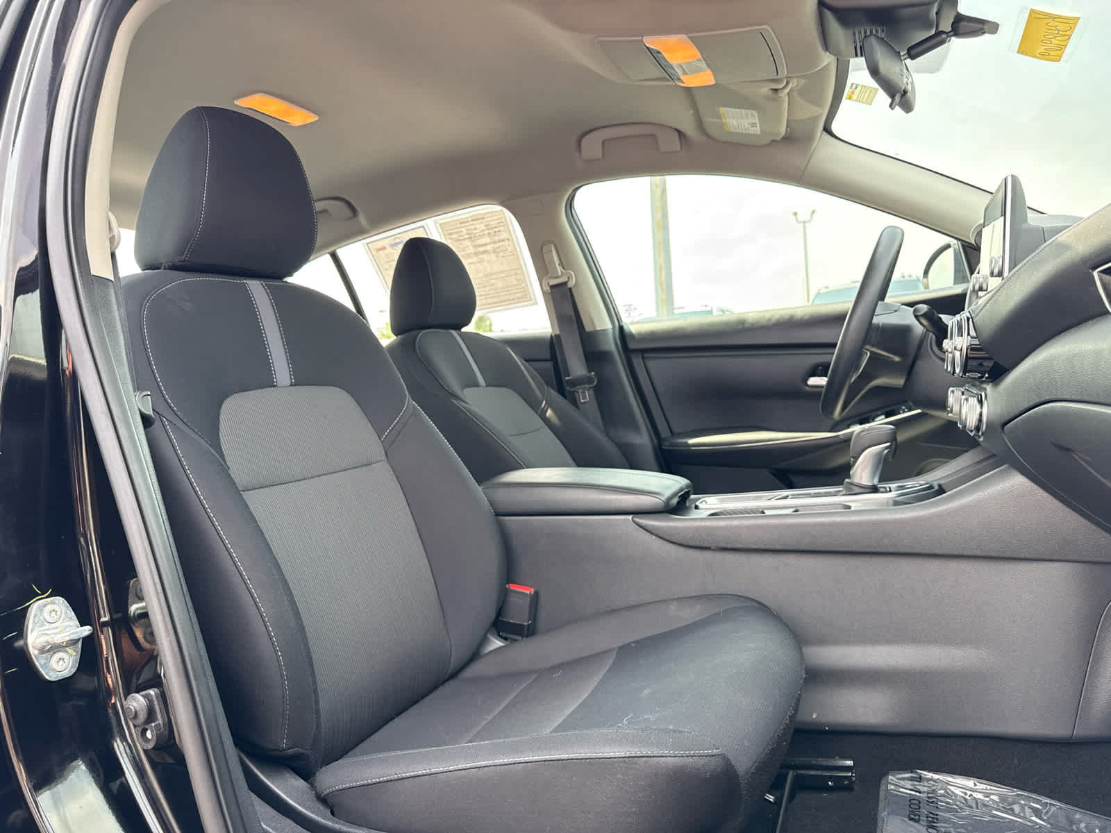 Used 2024 Nissan Sentra SV FWD image 22