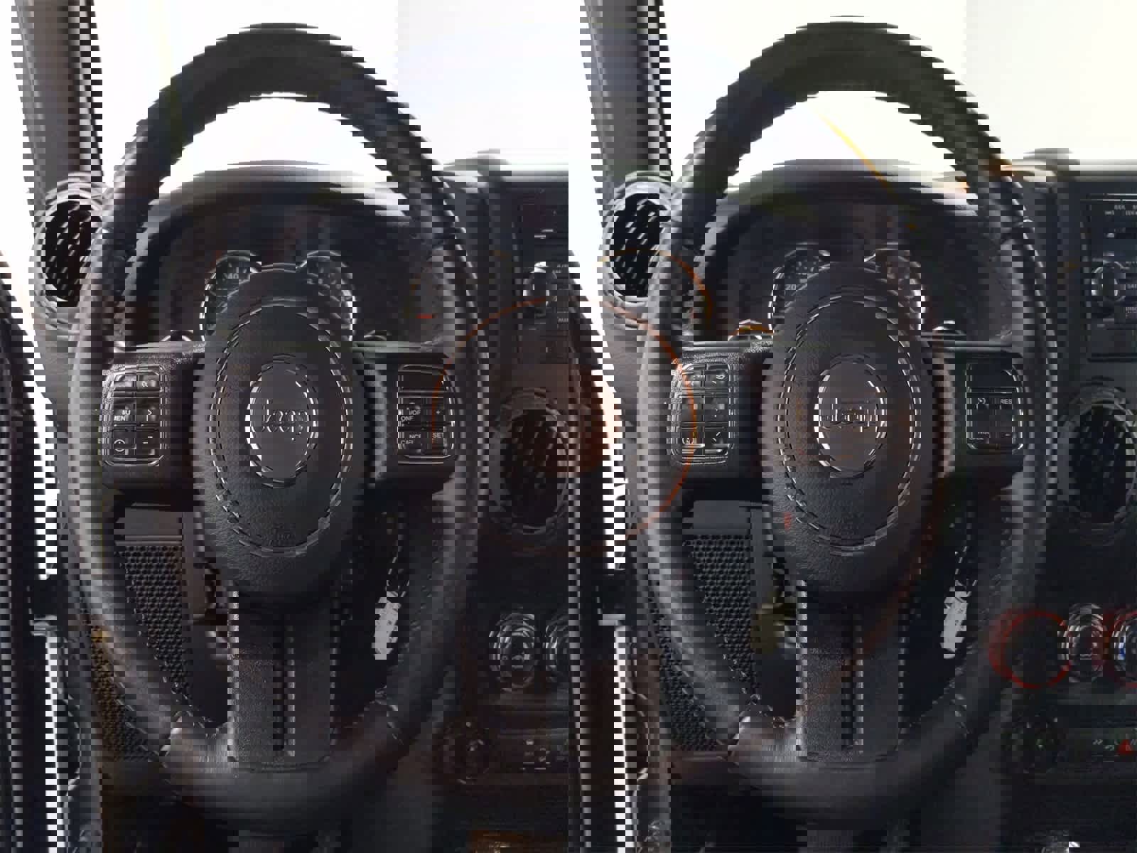 Certified 2018 Jeep Wrangler Unlimited Sport S image 30