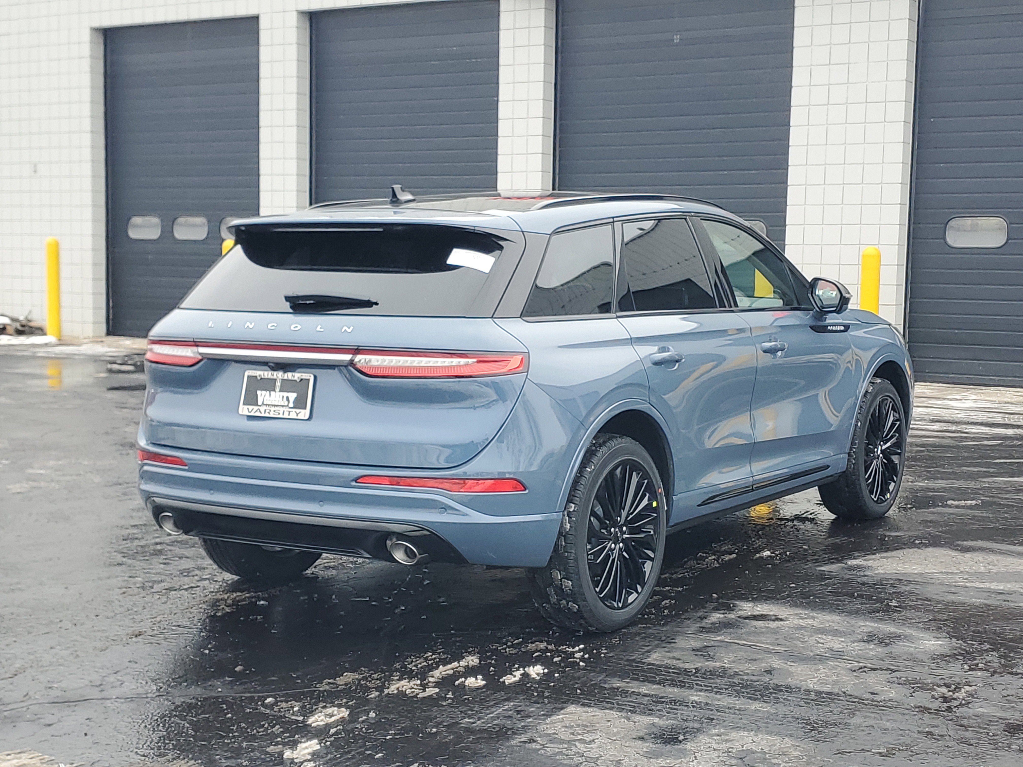 New 2026 Lincoln Corsair Premiere image 4