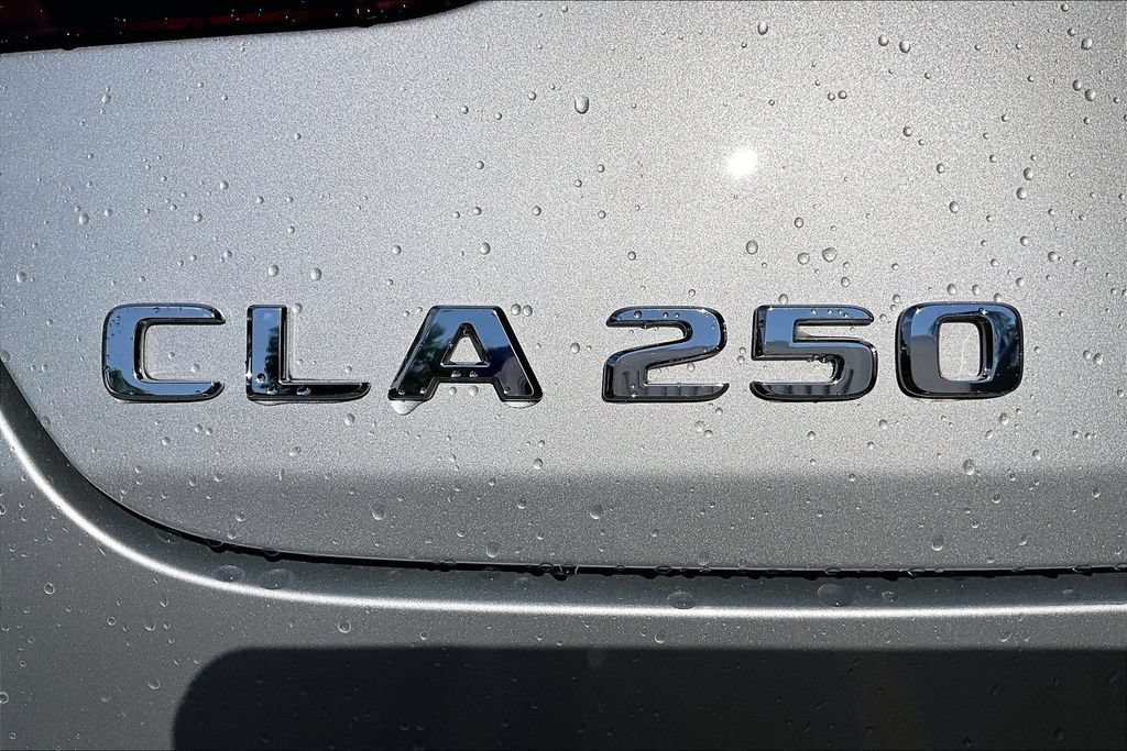 Certified 2021 Mercedes-Benz CLA 250 4MATIC image 33