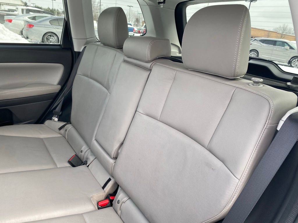 Used 2015 Subaru Forester 2.5i Limited image 25