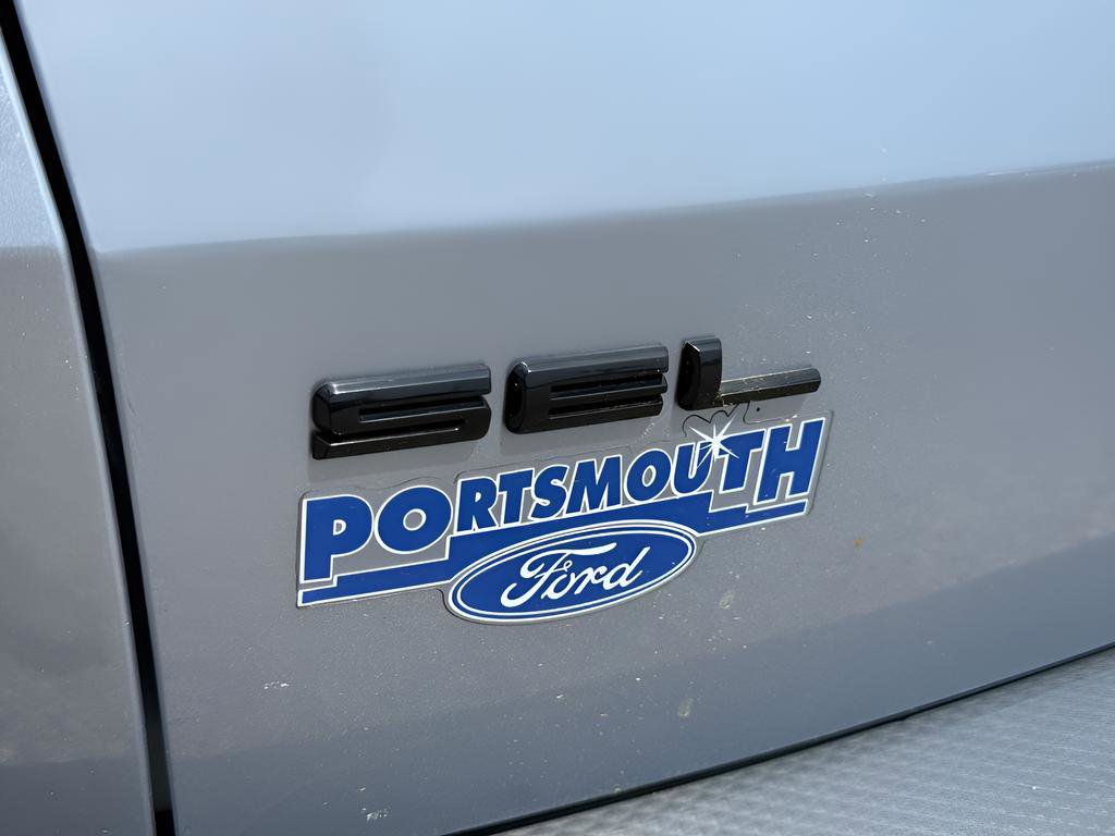 Used 2022 Ford Escape SEL w/ SEL Stealth AWD Package image 18