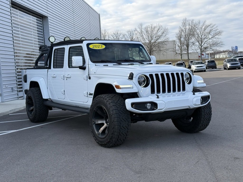 Used 2023 Jeep Gladiator Overland image 5