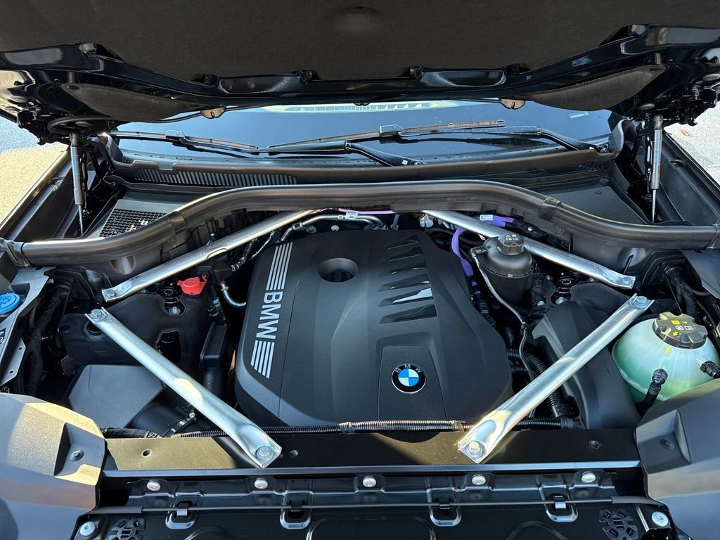 New 2026 BMW X7 xDrive40i w/ M Sport Package image 31