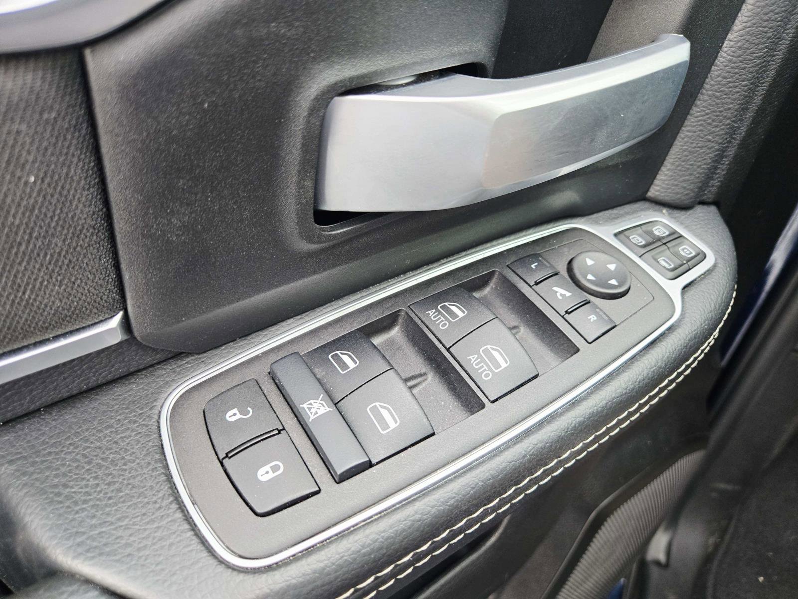 Used 2024 RAM 2500 Big Horn w/ Bed Utility Group image 36