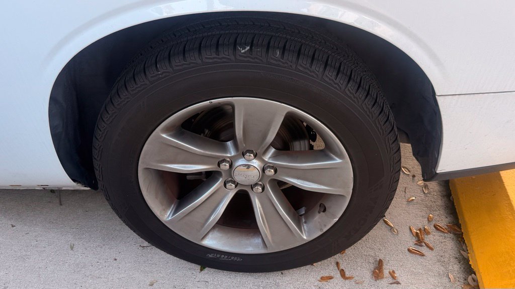 Used 2019 Dodge Challenger SXT RWD image 12