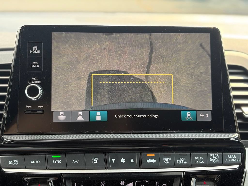 Used 2025 Honda Odyssey Sport-L image 44