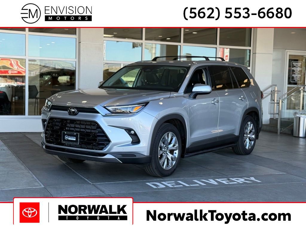 Used 2024 Toyota Grand Highlander Limited image 1