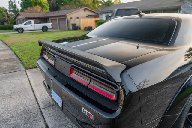 Used 2023 Dodge Challenger SRT Hellcat RWD image 70