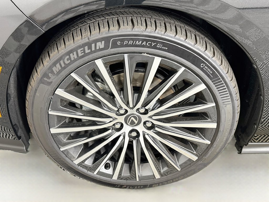 New 2026 Lexus ES 350e w/ Accessory Package (Z2) FWD image 22