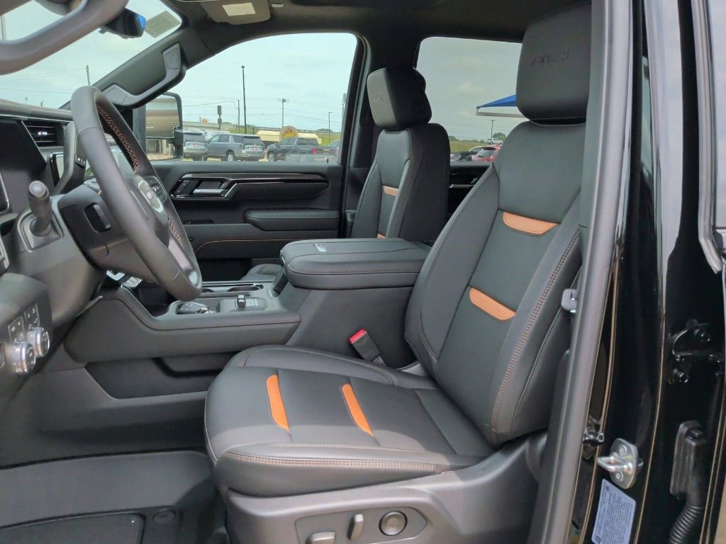 New 2026 GMC Sierra 2500 AT4 w/ AT4 Premium Plus Package AWD/4WD image 12