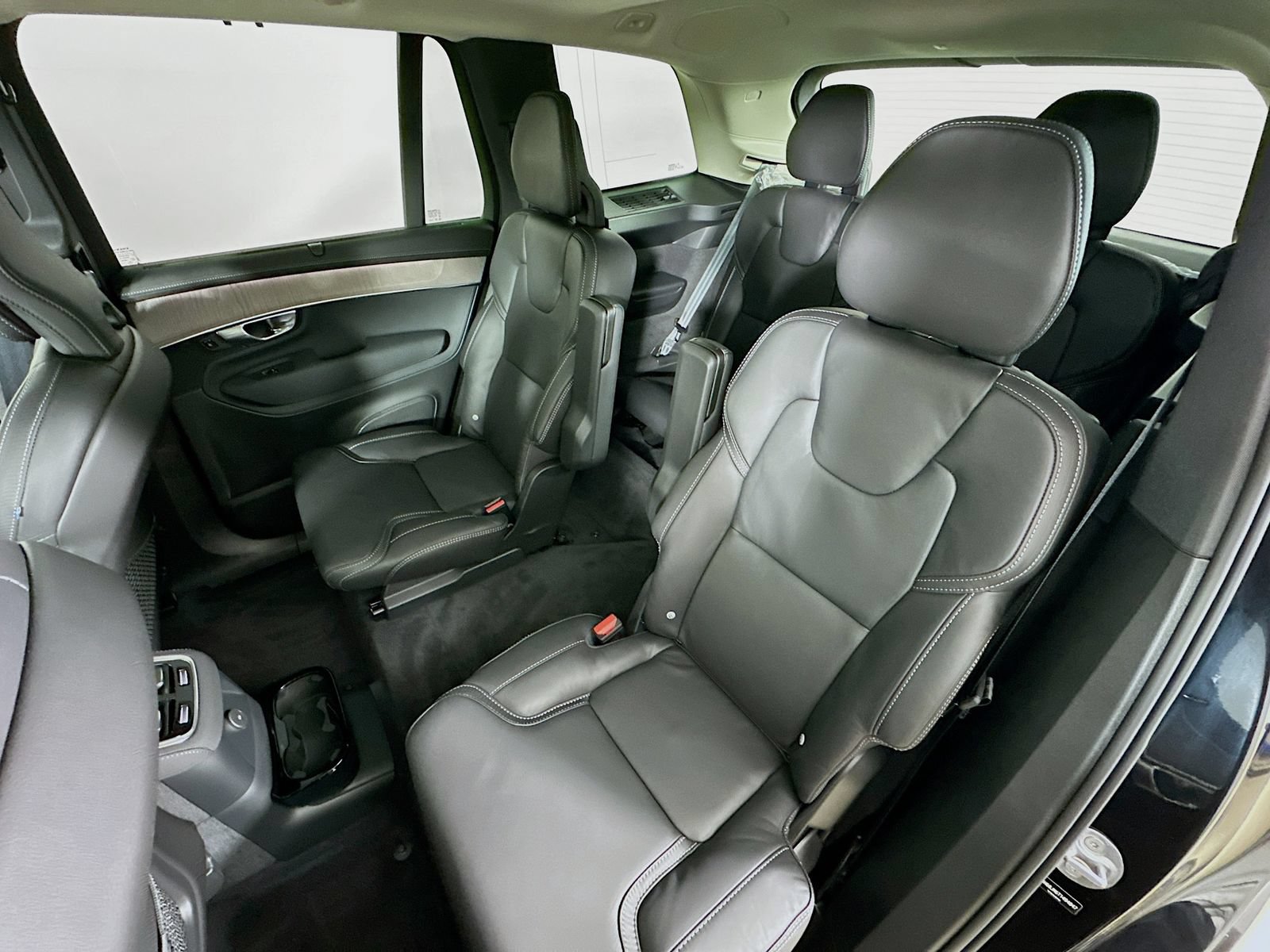 New 2026 Volvo XC90 T8 Ultra w/ Protection Package AWD/4WD image 35