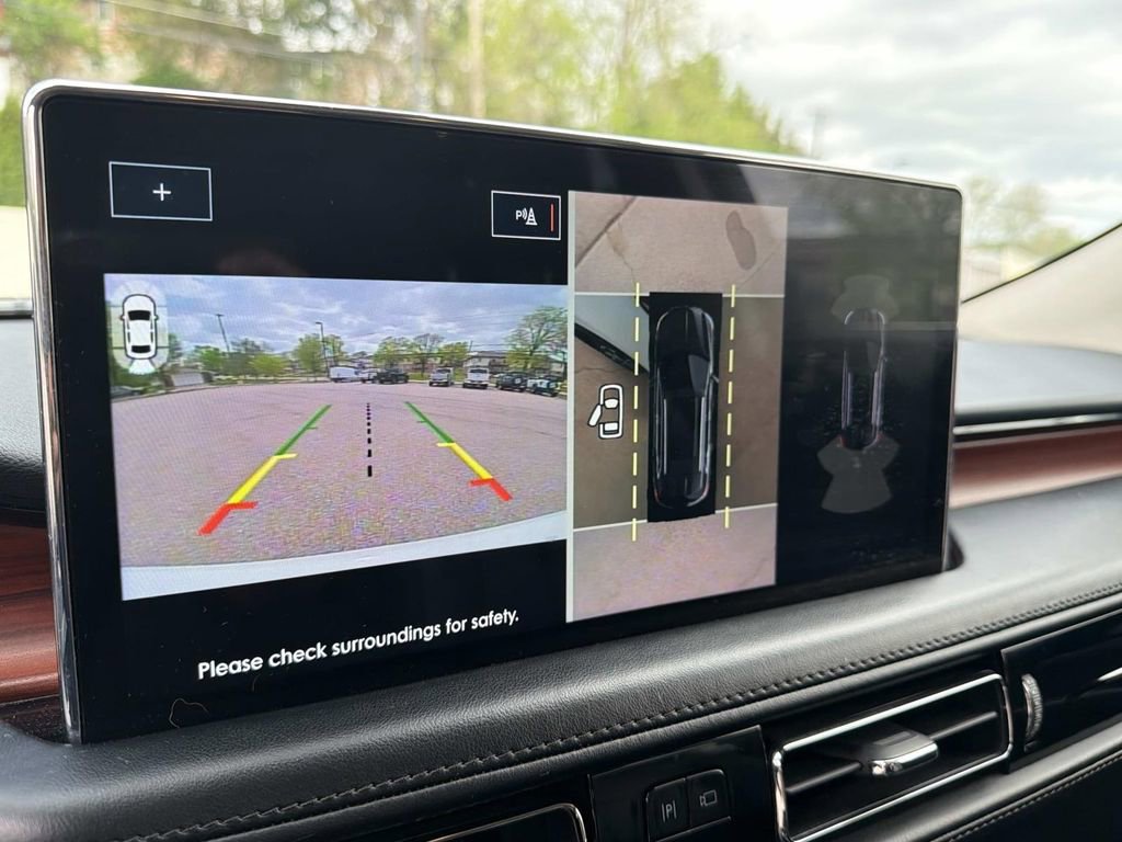 Used 2022 Lincoln Nautilus Reserve image 25