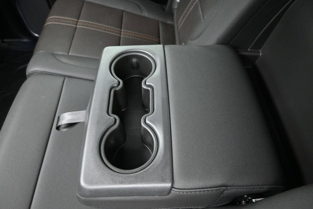 New 2026 Chevrolet Silverado 1500 High Country w/ High Country Premium Package AWD/4WD image 18